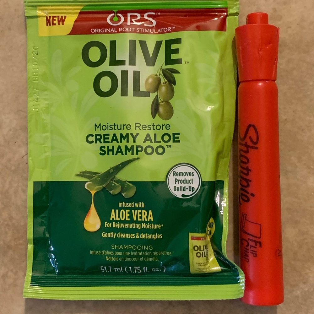 ORS Olive Oil Moisture Restore Creamy Aloe Shampoo
